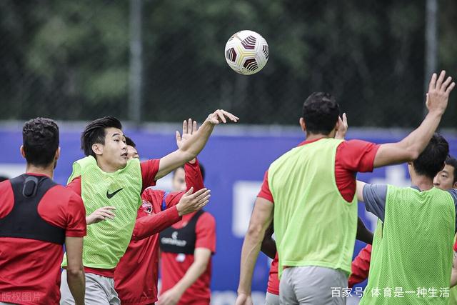 方硕21+8曾凡博20分 北京大胜四川开季三连胜