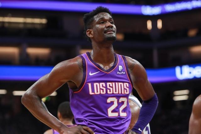 相当炸裂！44岁的小罗就要当爷爷了！